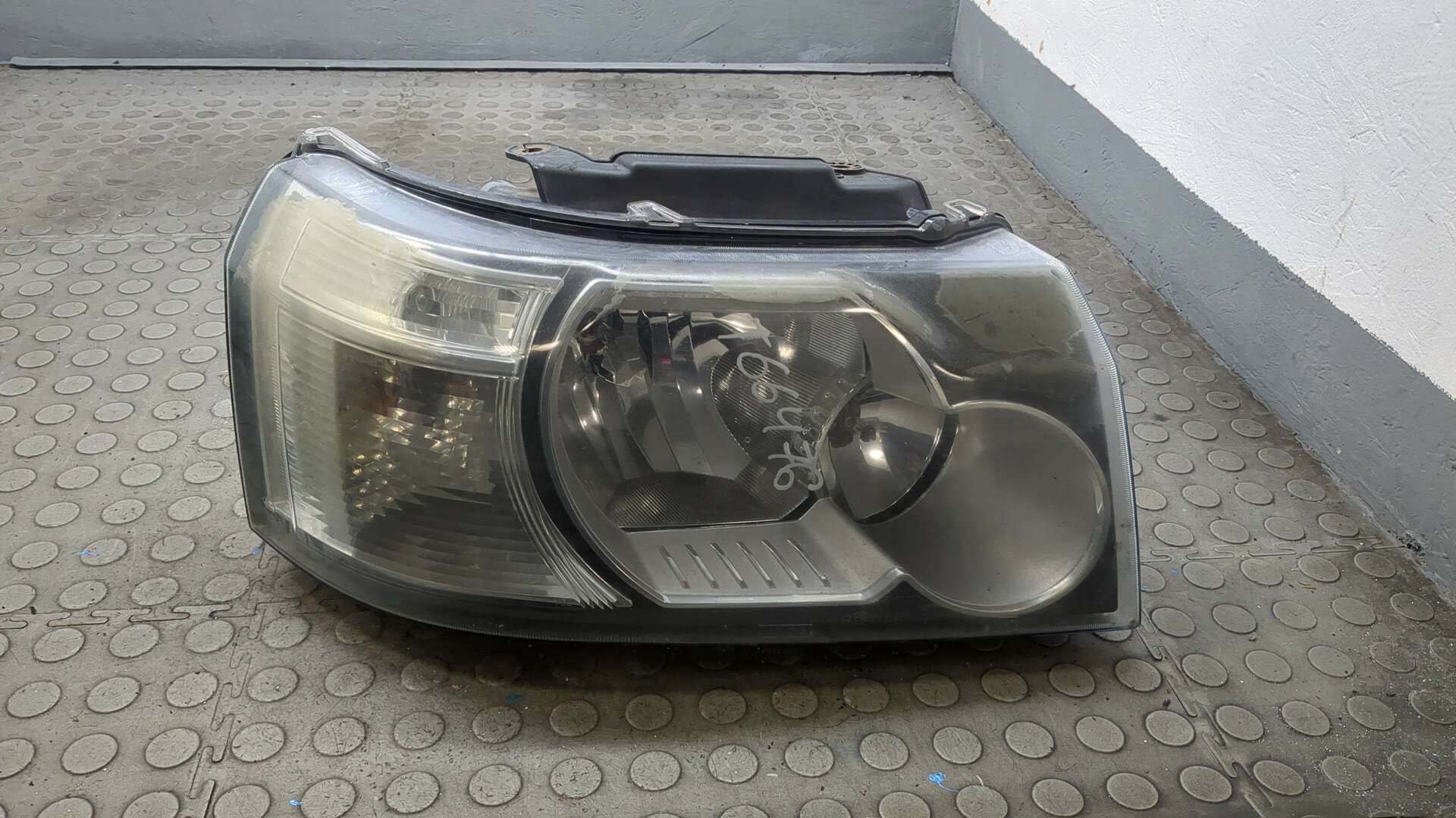 Фара (передняя) правая Land Rover Freelander 2 Б/У