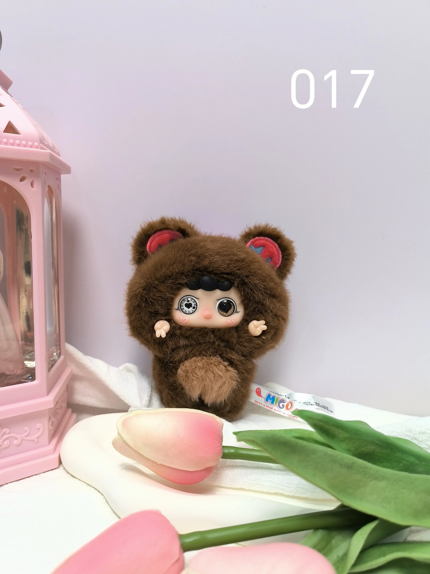 MIGO Little Mischiefs Плюшевая коробка-слепая коллекционная фигурка 017 Бегущий медведь с гетерохромией, высота 10 см -