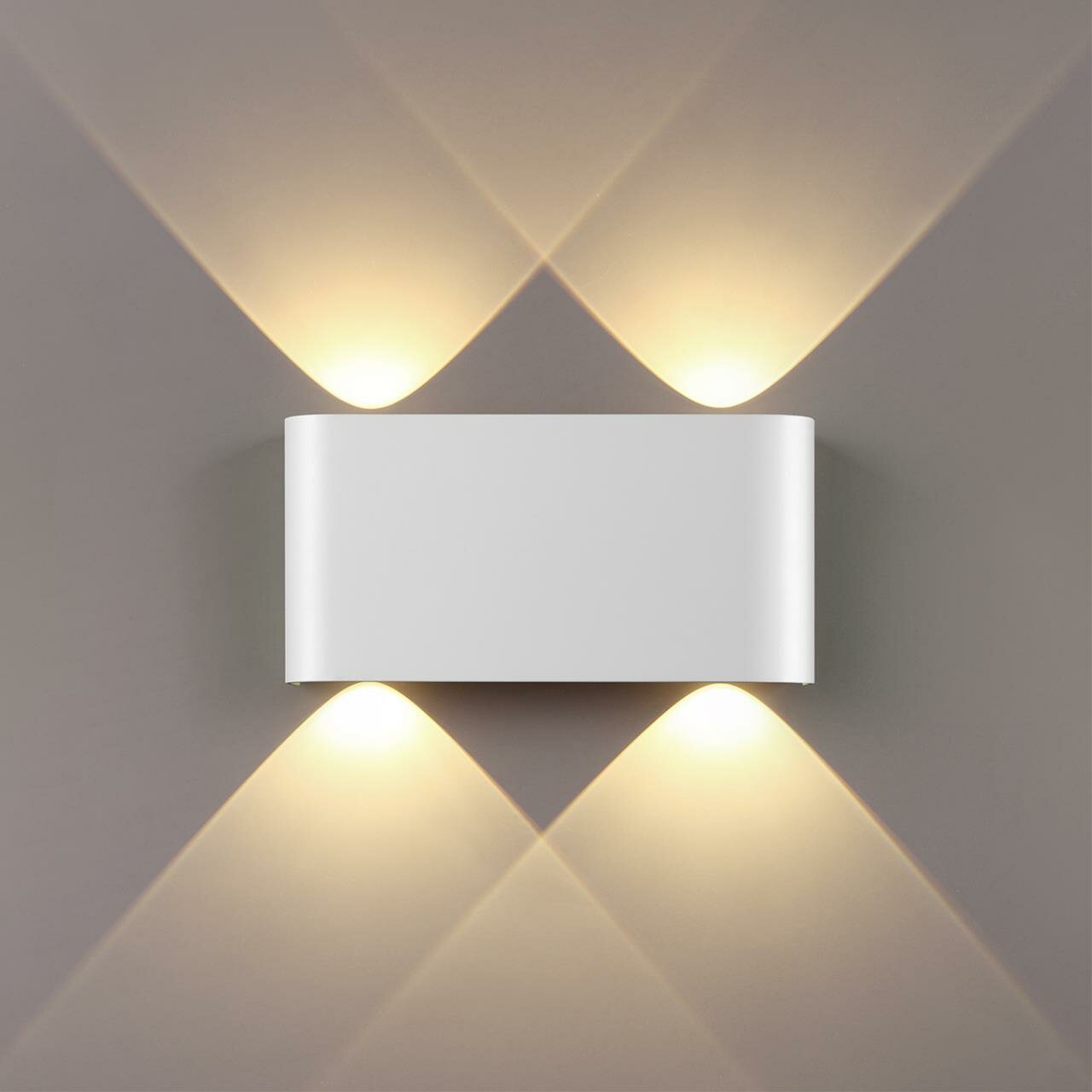 ODEON LIGHT 7192/4WL HIGHTECH ODL27 Настенный светильник белый/металл IP20 LED 4W 3000K 220V MAGNUM