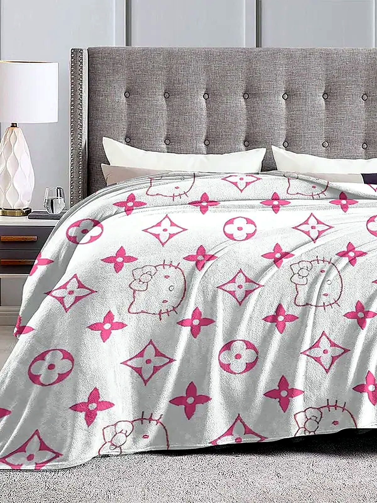 SANRIO Плед с фотопринтом Hello Kitty Пледы Привет Китти, фланель, 200 см х 150 см