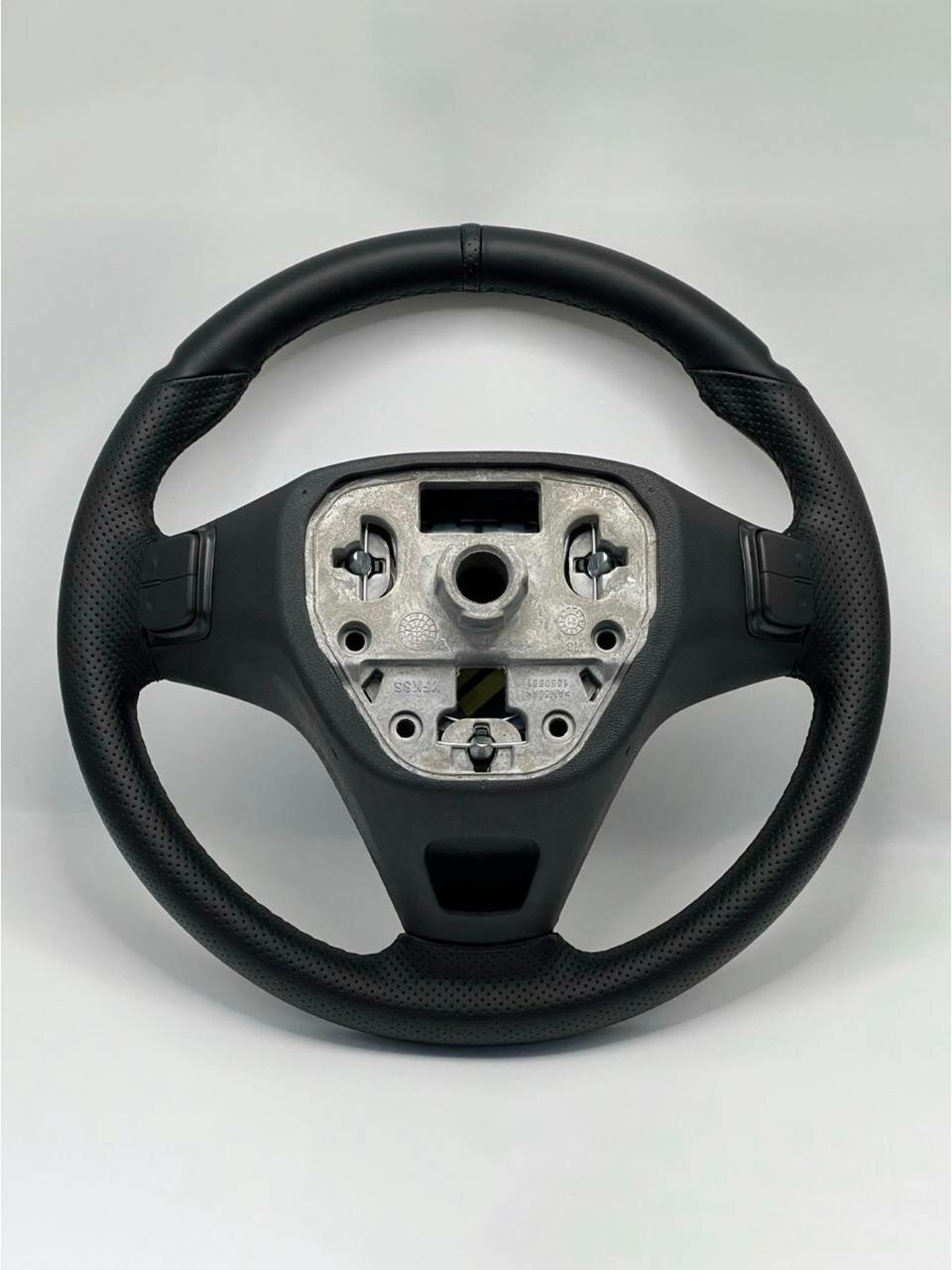 Мульти-руль Malibu Bentley Edition Black, для GM автомобилей — фото 1