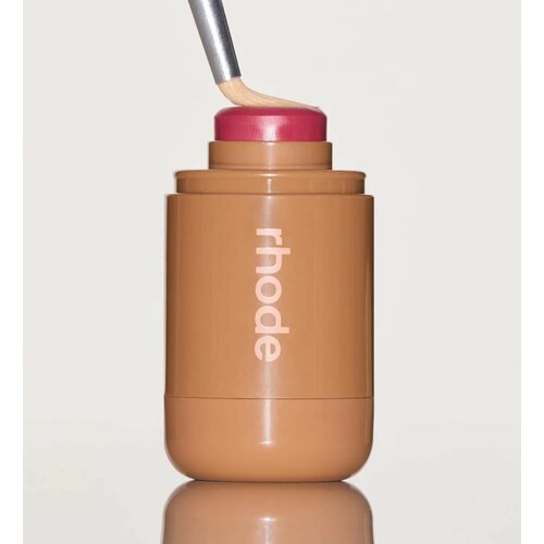 фото Rhode кремовые румяна pocket blush (teacup) 5,3 г