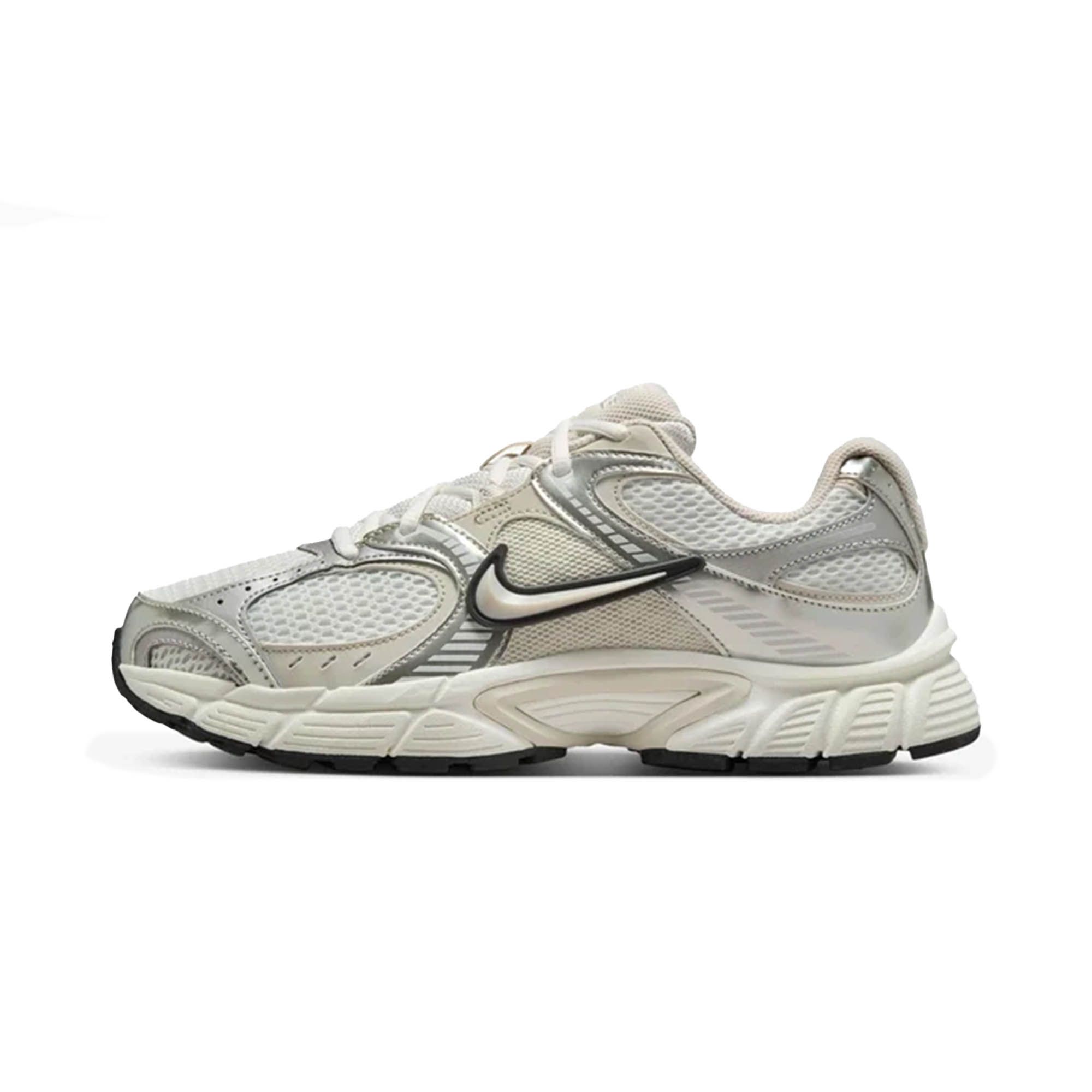 Кроссовки NIKE V5 RNR