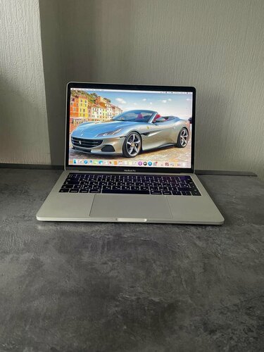 Изображение товара 13.3" Ноутбук Apple MacBook Pro 2016, 2560x1600, Intel Core i5 2.9ГГц, RAM 16 ГБ, SSD 256 ГБ, Intel Iris Graphics 550