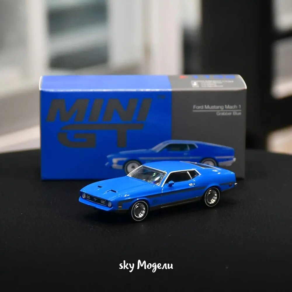 Машинка MINI GT 1:64 #1138 Ford Mustang Mach 1 Grabber Blue
