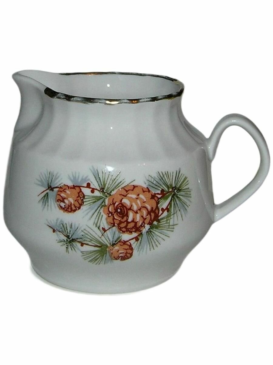 Винтаж СССР. 1970-1980. RPR (Рижская фарфоро-фаянсовая фабрика). Коллекционный Фарфоровый Сливочник / Молочник - шишки. Золочение.