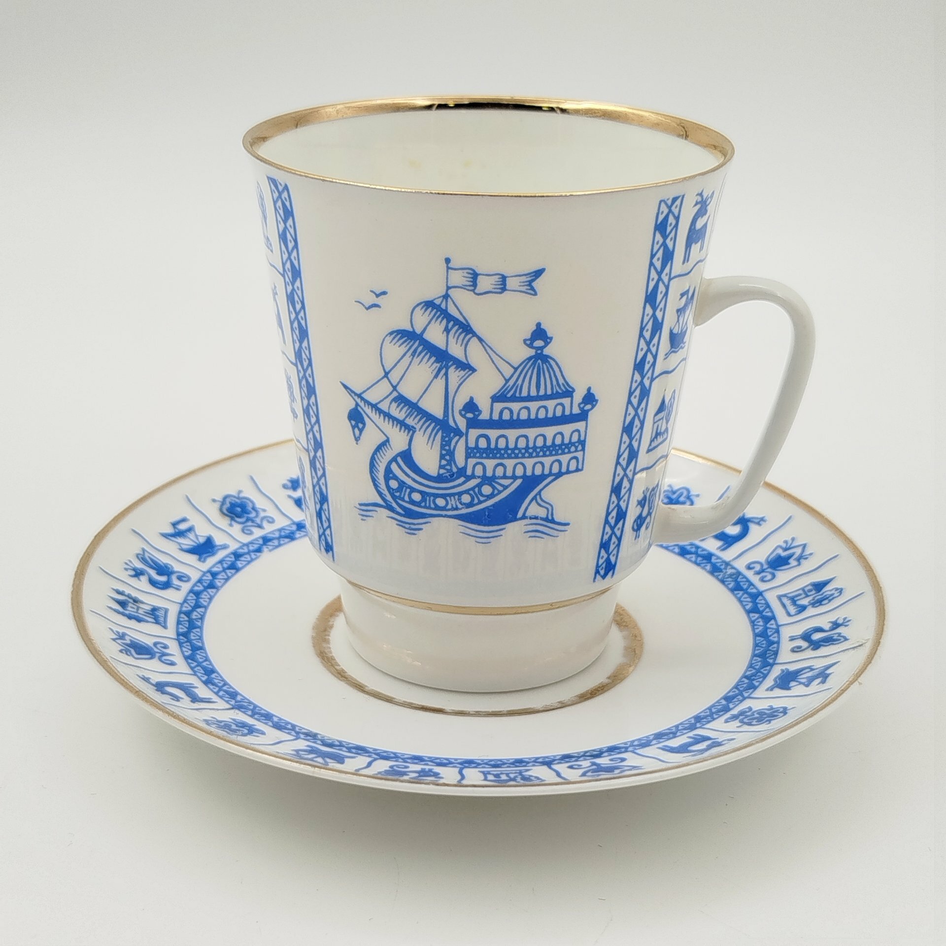 Пара кофейная "Каравелла", фарфор, деколь, золочение