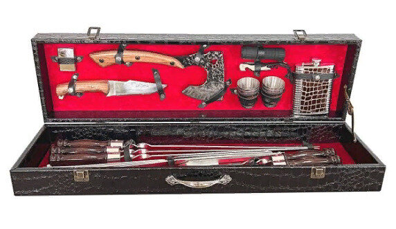Шашлычный набор в подарочном кейсе №20