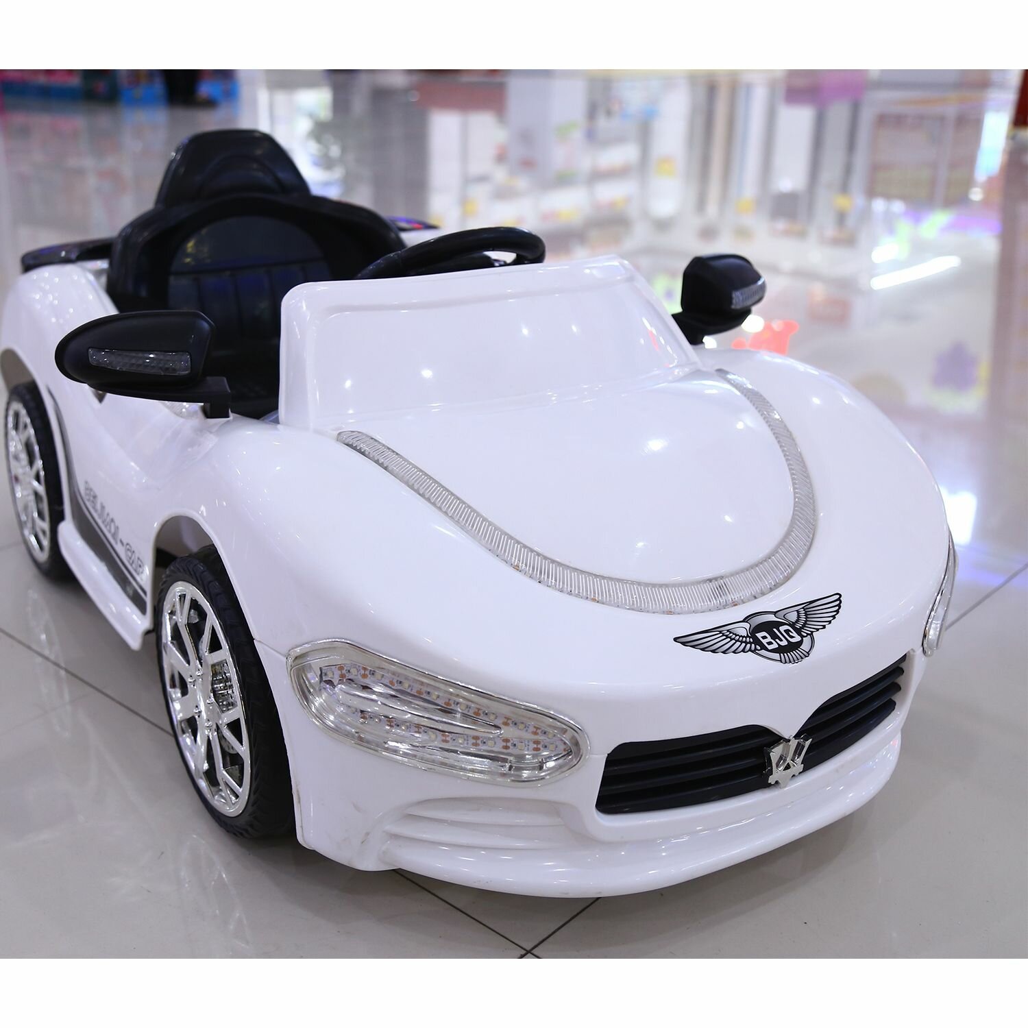 Электромобиль детский Tommy Lexus LX-1 белый для детей от 3 до 6 лет