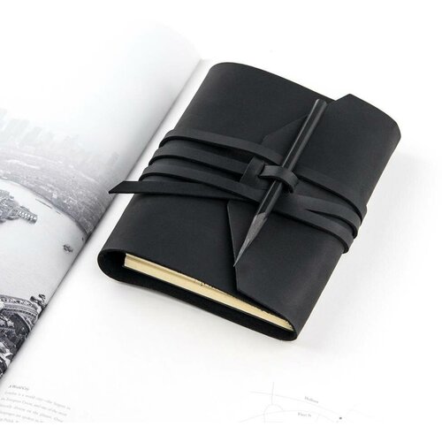 Кожаный блокнот Ptaho на кольцах со сменными блоками формата А6/Записная книжка из натуральной кожи на длинном шнурке, 10х15см, черный