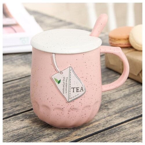 фото Кружка напиток, с керамической ложкой и крышкой, 400 мл, цвета микс 2858090 . yandex market