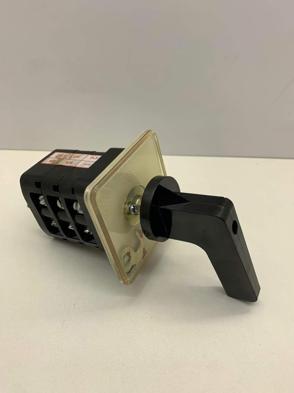 ПК16-12А3020 УХЛ3, Переключатель коммутационный, 16A, 380-220V, IP30