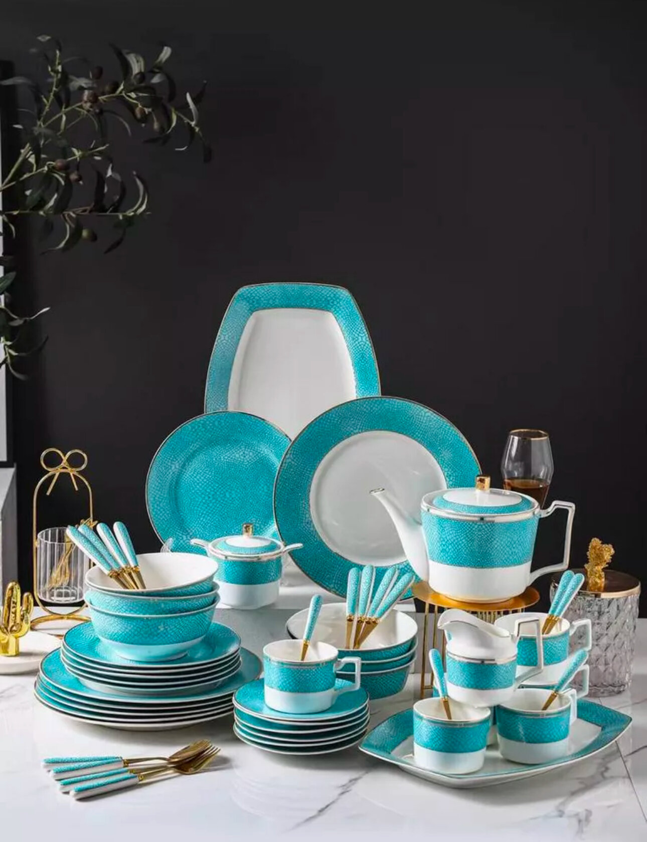 Фарфоровый сервиз на 6 персон (55 предметов) – элегантность и прочность в каждом элементе