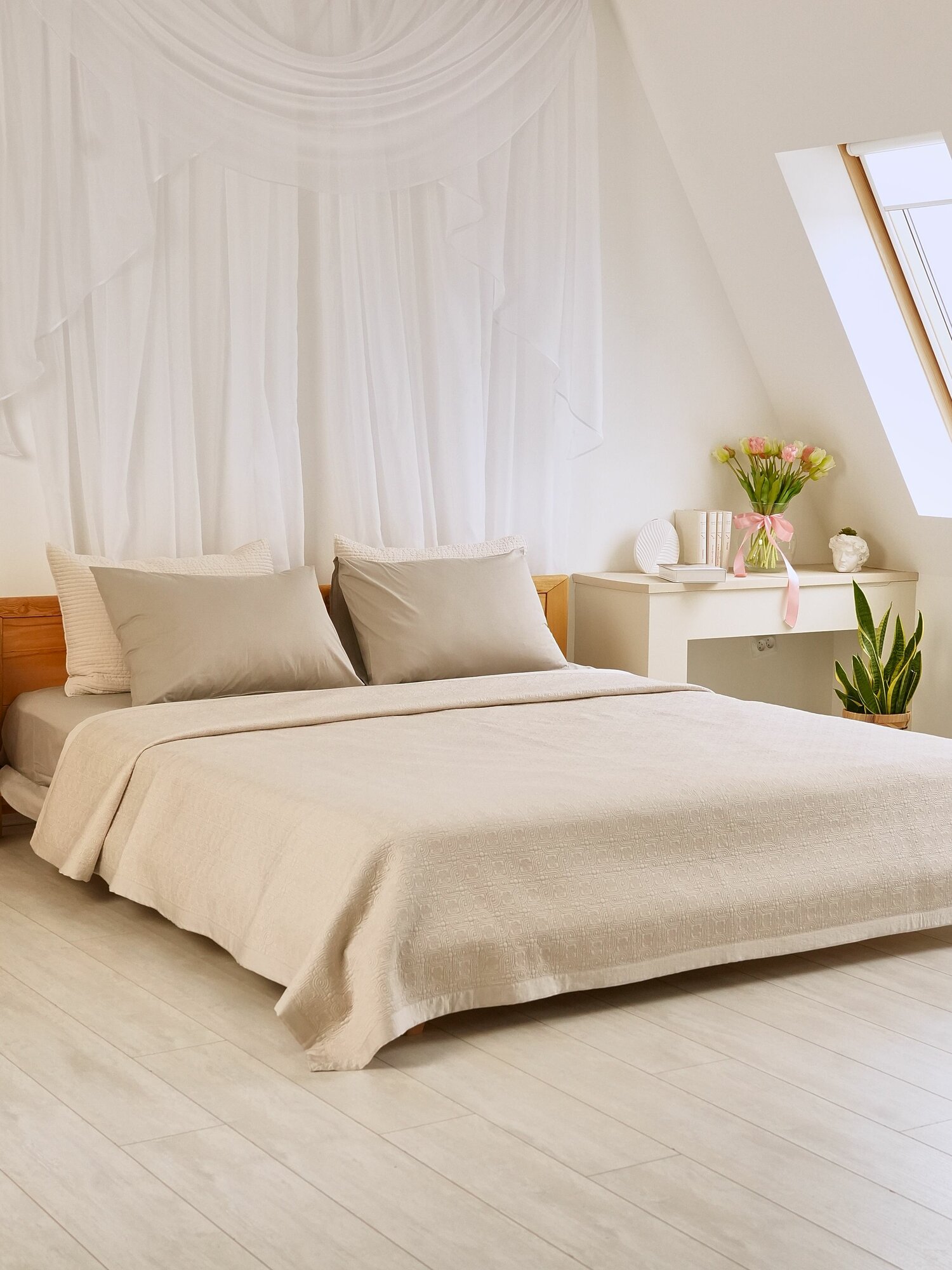 Покрывало из тенселя 230х250 см стеганое мягкое