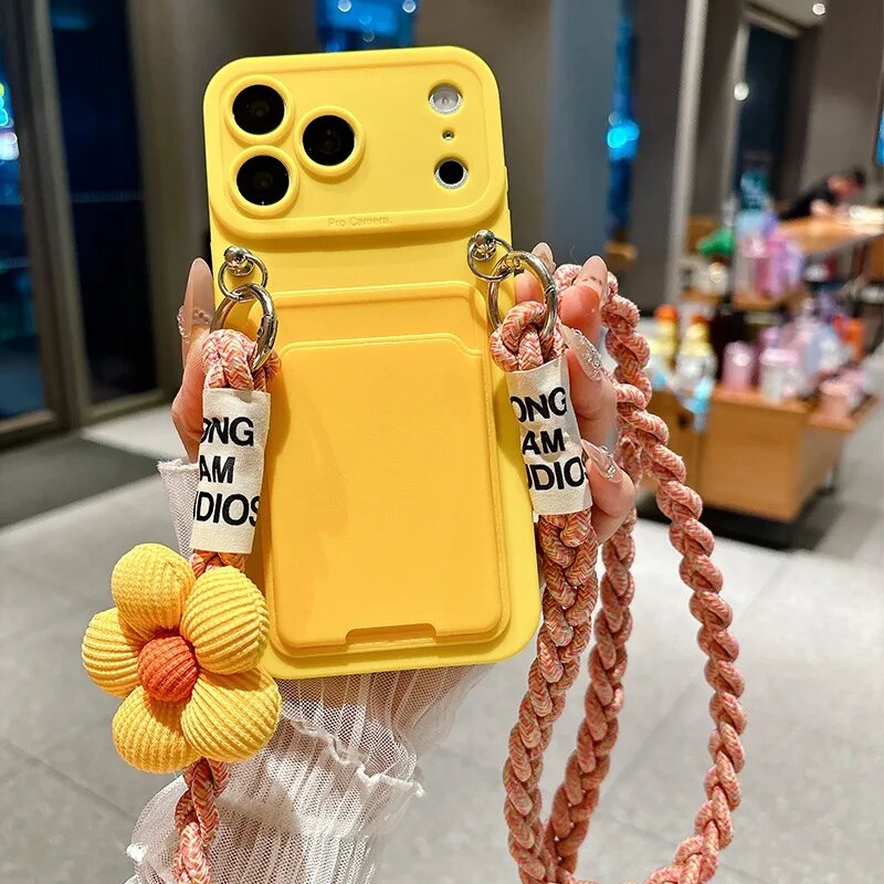 Желтый чехол-кроссбоди для iPhone 15 Pro Max