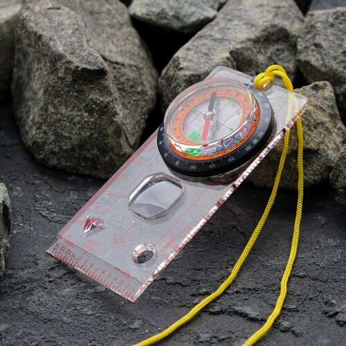 Компас с линейкой Корсар 136 см 569₽