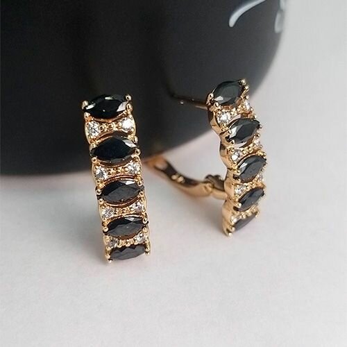 Серьги XUPING JEWELRY, изумруд синтетический, фианит, искусственный камень, золотой — фото 1