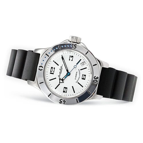 фото Наручные часы восток, черный, серебряный