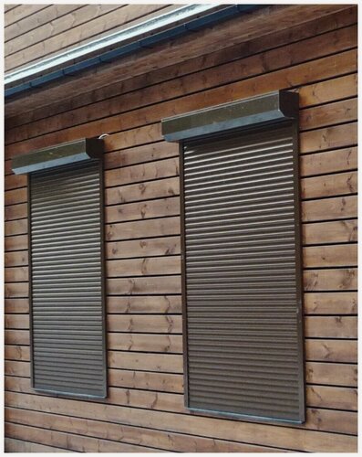 Изображение товара Роллеты / рольставни в санузел 500х1200 сантехнические , на механическом управлении (коричневая RAL 8014)