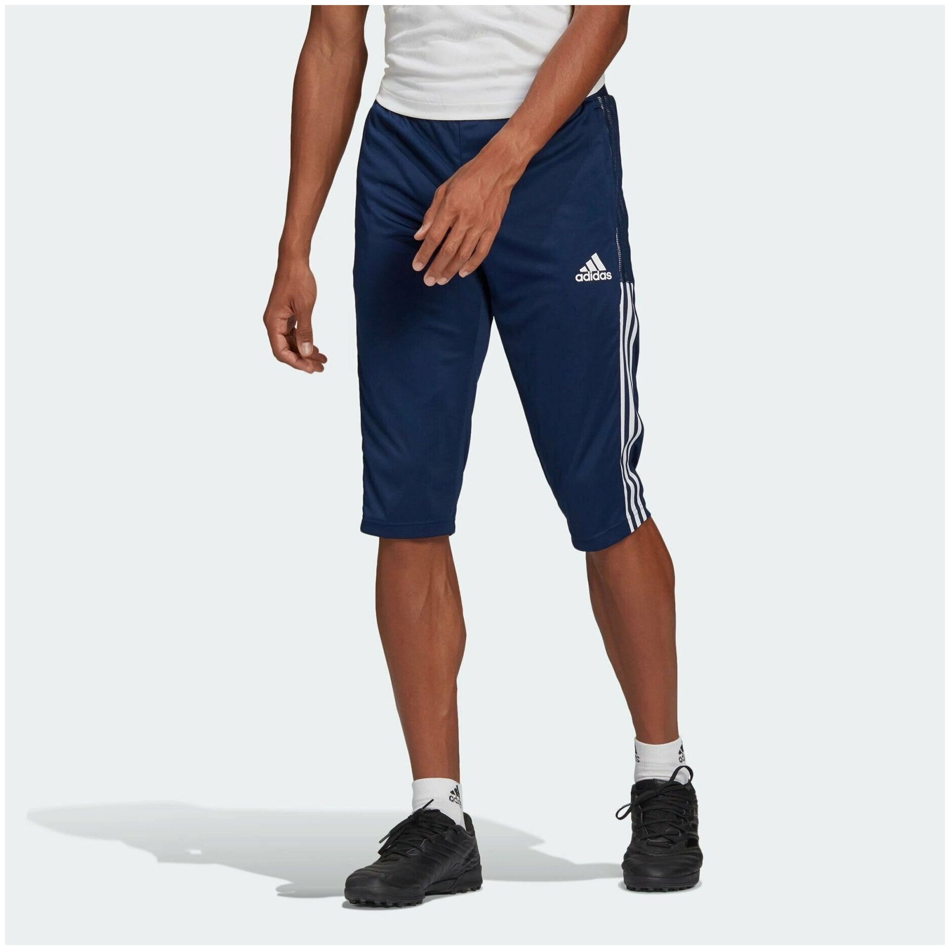 nike pants similar to adidas tiro