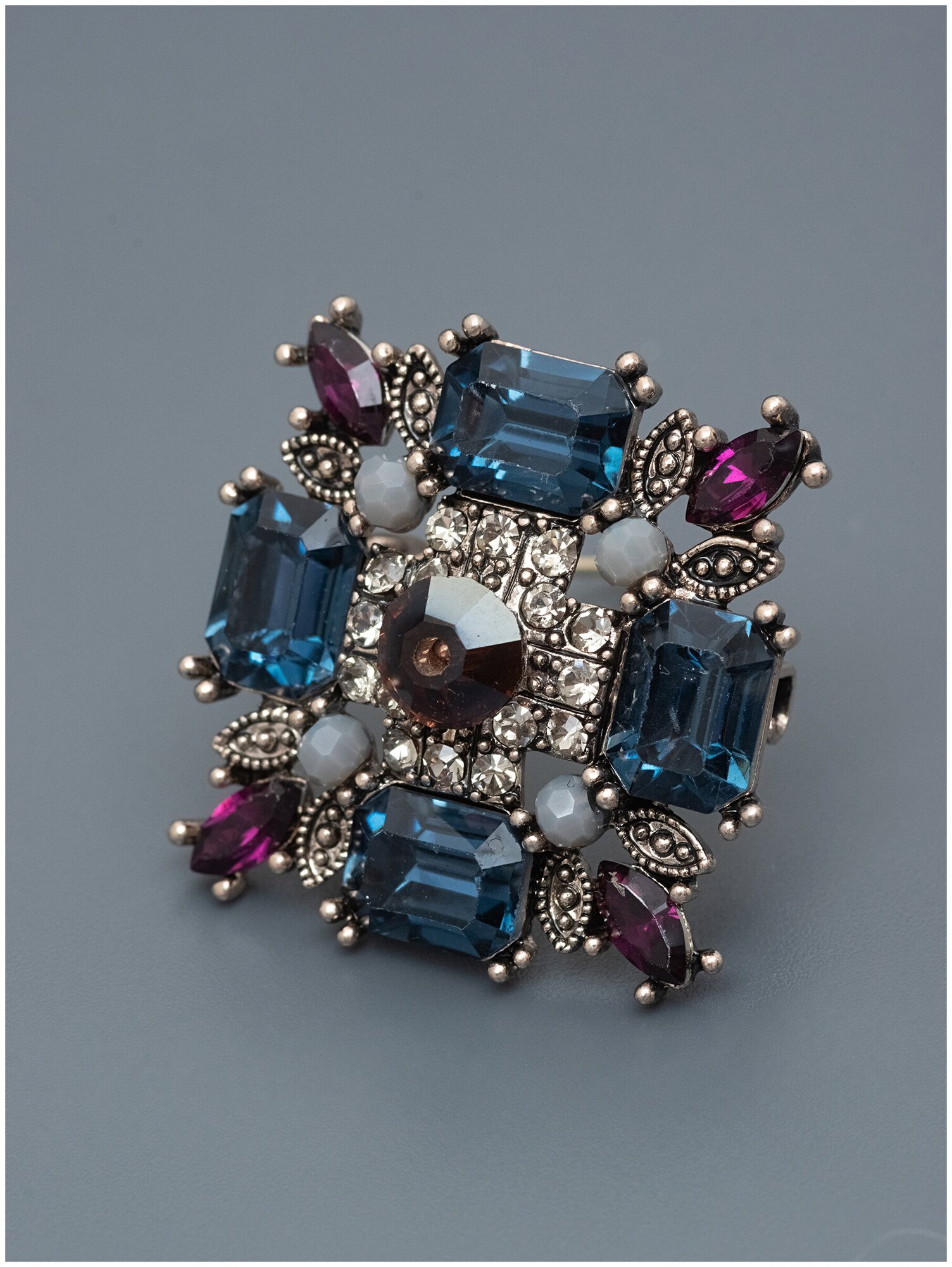 Брошь ЖемАрт, кристалл, 1 шт. — фото 1