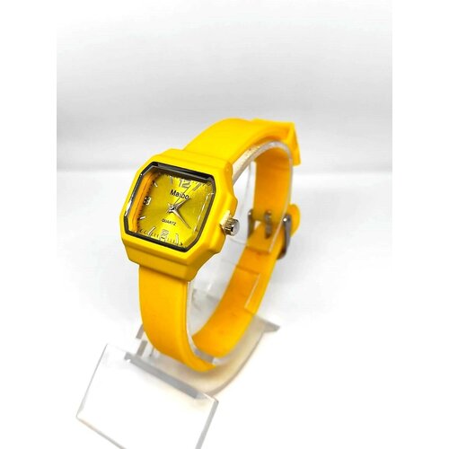 Наручные часы Часы наручные женские кварцевые., желтый
