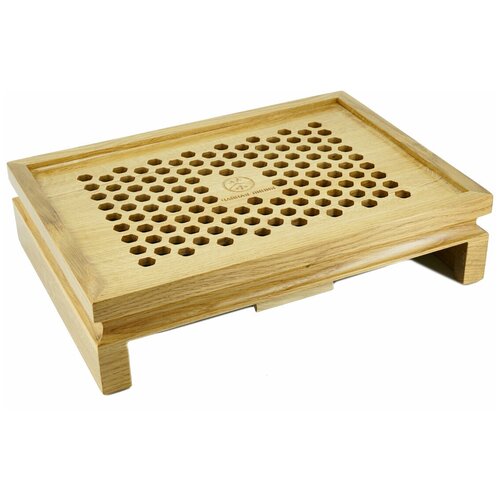 Фирменная чабань из дуба 