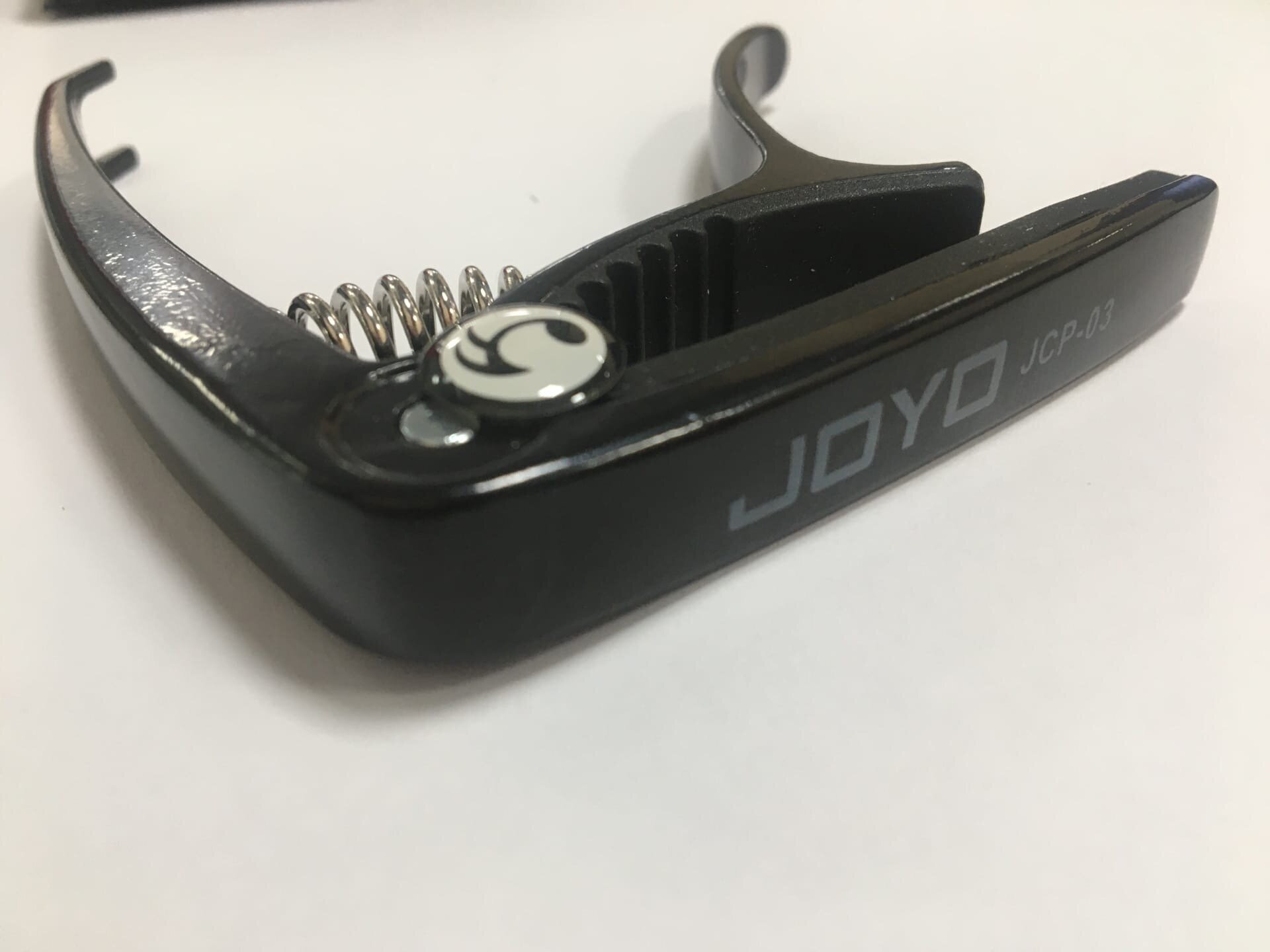 Joyo JCP-03-BK Каподастр, черный