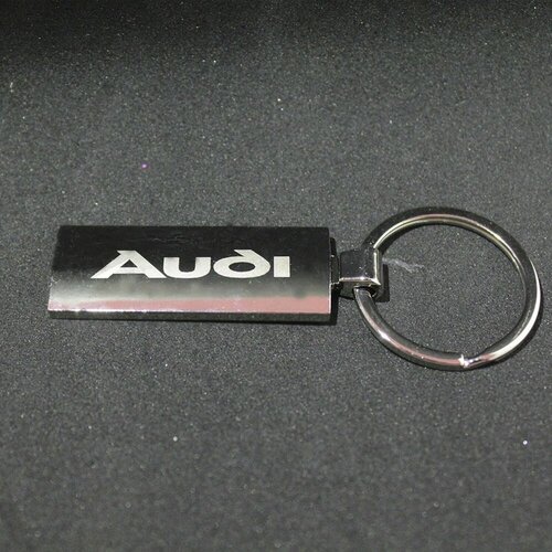Ключница, Audi, белый брелок skyway audi