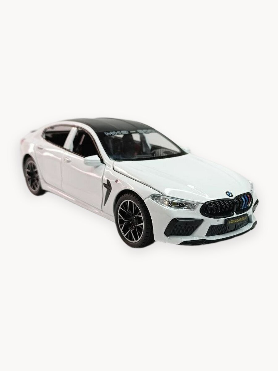 Модель автомобиля BMW M8 коллекционная металлическая игрушка масштаб 1:24 белый