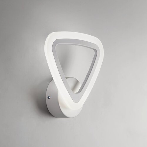 Изображение товара Бра для дома на стену Citilux Мальта CL234B310, белый цвет арматуры