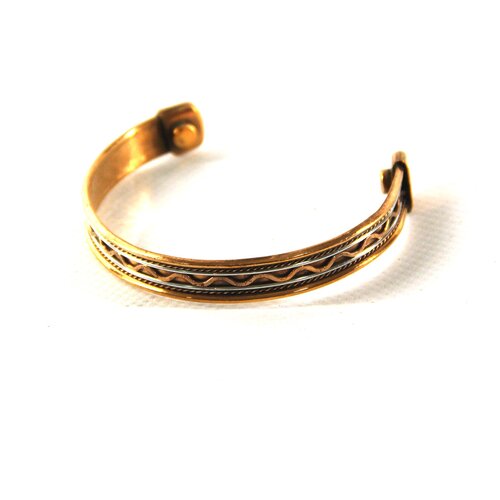 Браслет ПРЕЗЕНТ, размер 16 см, золотистый медный браслет с магнитами лечебный