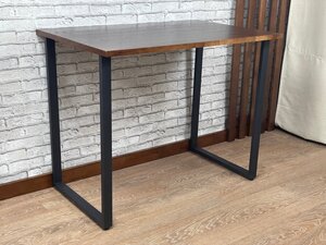 Стол письменный на железных ножках - 84 фото