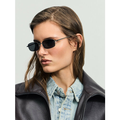 Солнцезащитные очки Zarina черный 940₽