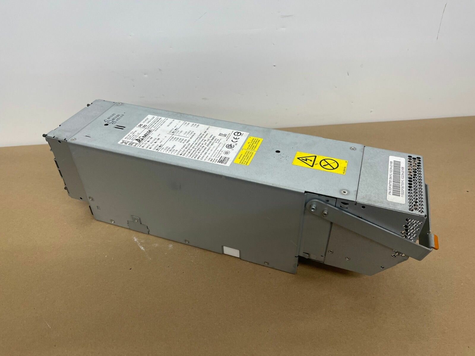 Блок питания IBM 00FW755 1600W AC POWER SUP