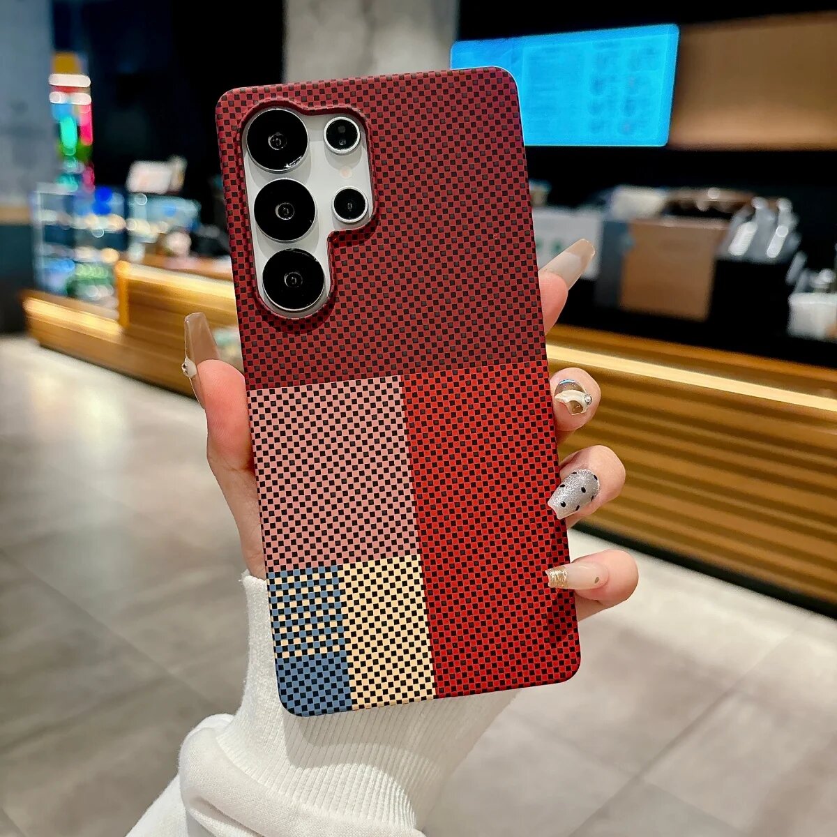 Красный чехол для Samsung Galaxy S24+ Red Cube
