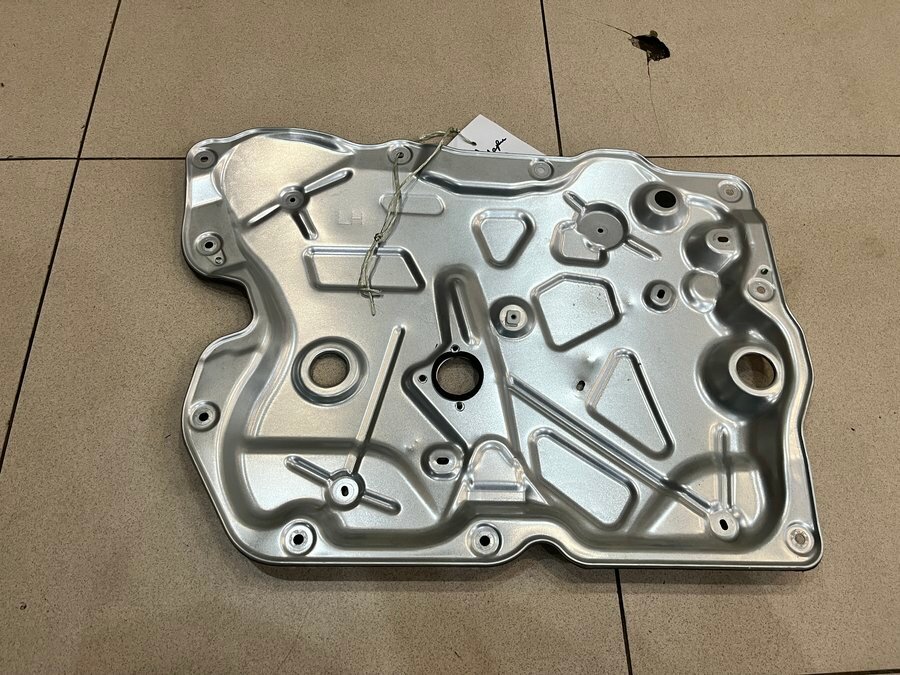 Панель двери передней левой от Nissan Teana J32 2008-2014