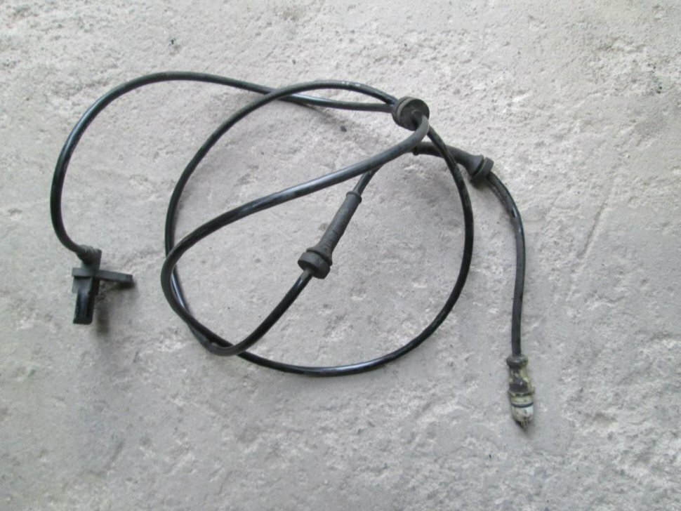 Датчик ABS 8200254685 Renault Clio 3 б/у