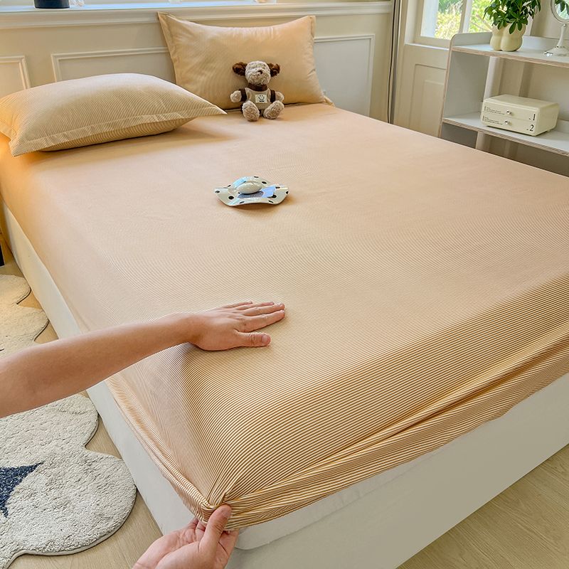 Простыня на резинке 90x200 см микрофибра, разноцветный