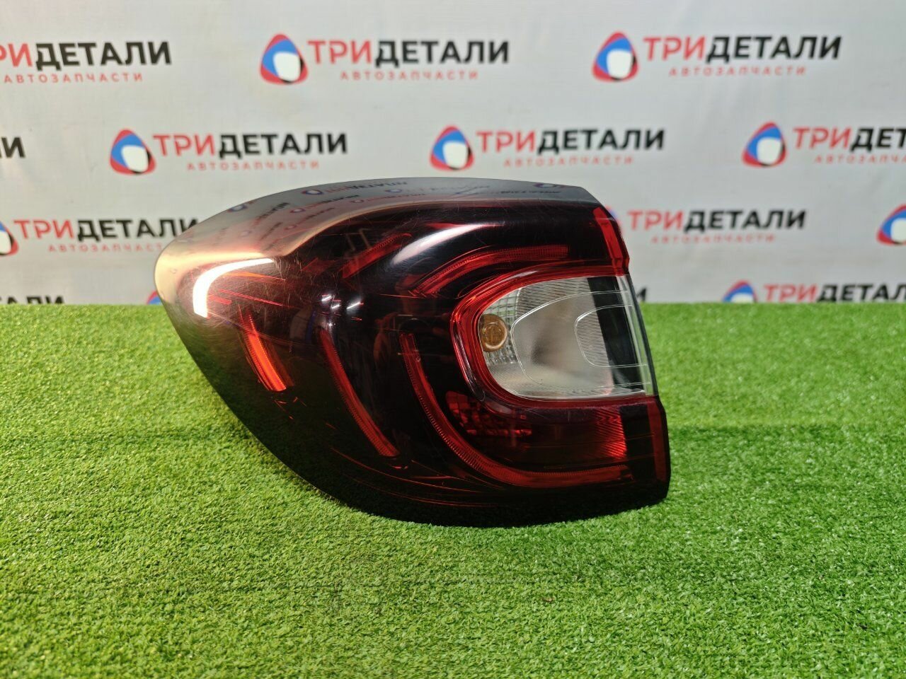 Фонарь Renault Kaptur 2.0 F4RE 2016 задн. лев. (б/у)