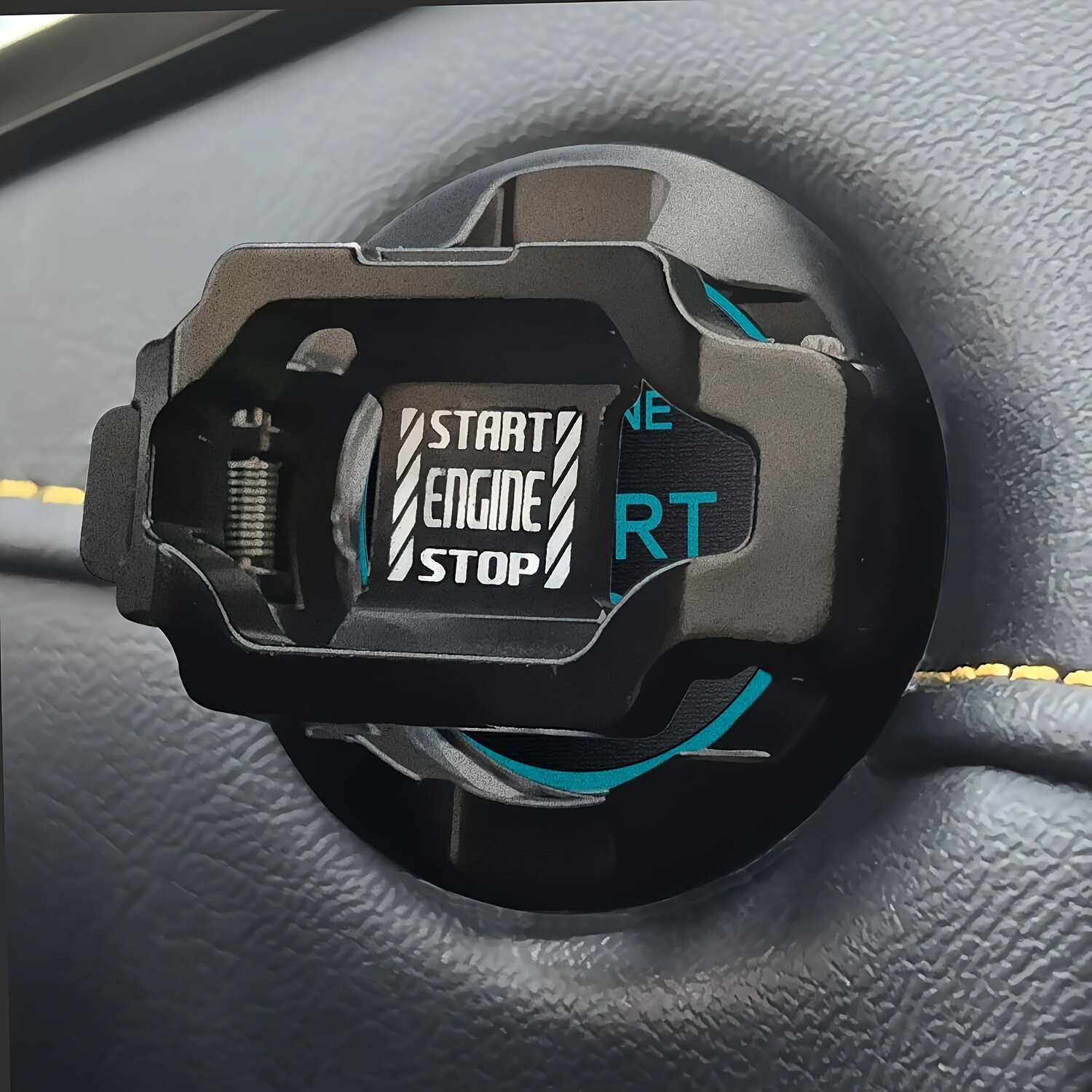 Защитная накладка на кнопку старт-стоп для авто и мотоцикла, черный