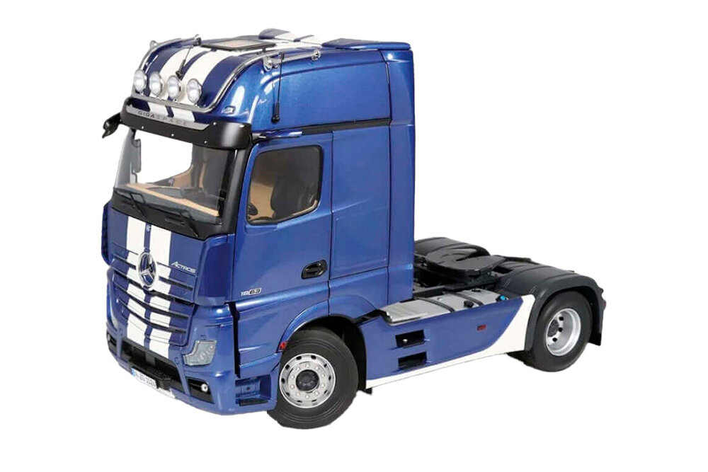 Модель коллекционная NZG Mercedes actros 4X2 gigaspace 2025 blue with stripes / мерседес актрос гигаспейс синий