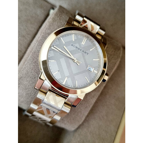 фото Наручные часы burberry, золото