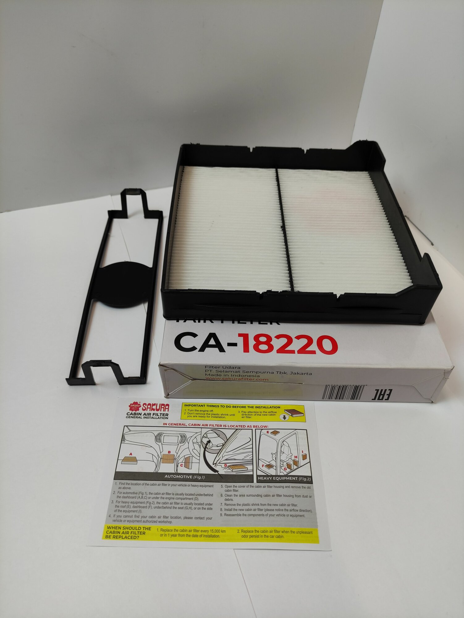 Фильтр салонный SUBARU FORESTER Sakura CA18220