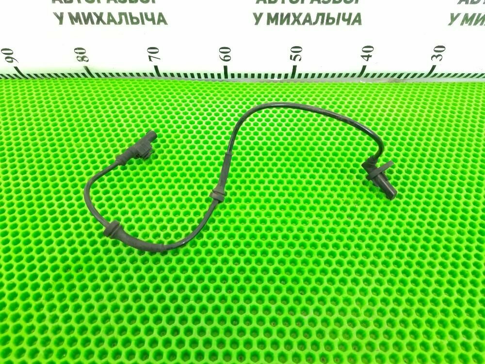 Датчик ABS задний правый Ниссан Ноут Е11