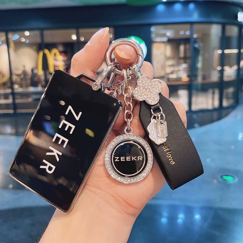 ZEEKR NFC кард-ключ в светлом черном цвете с французской веревкой и алмазным галстуком