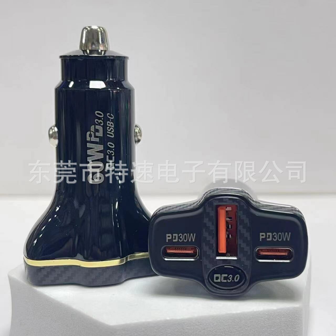 60W PD QC Быстрая зарядка автомобильное зарядное устройство с несколькими портами USB-C для смартфонов и планшетов -