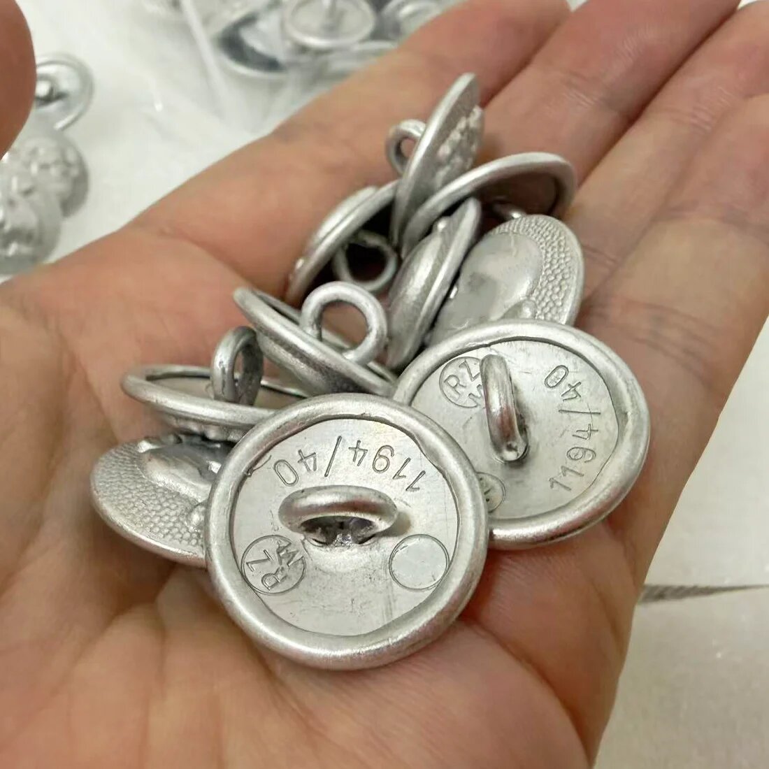 Пуговицы военные немецкие 20.5 мм, цвет 6 Pieces
