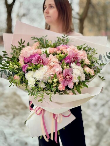 Изображение товара Авторский букет с орхидеями, гортензиями и кустовыми розами XXL