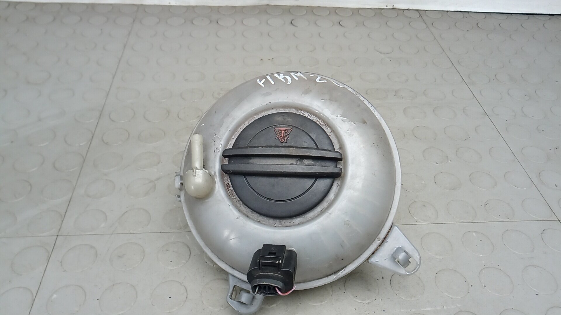 Бачок расширительный VOLKSWAGEN PASSAT B8, Номер 5Q0121407AA, 2Q0121321A